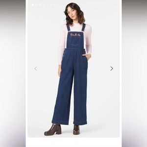 Cute denim overall size 20